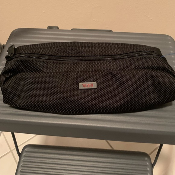 Tumi Other - Tumi Cord Pouch